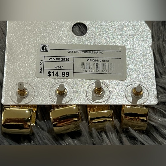 SugarFix adorable earrings 2 sets - Picture 2 of 4